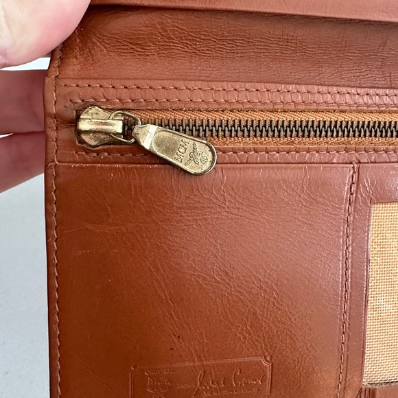 AUTH MCM Long Bifold Wallet Brown - Picture 4 of 9